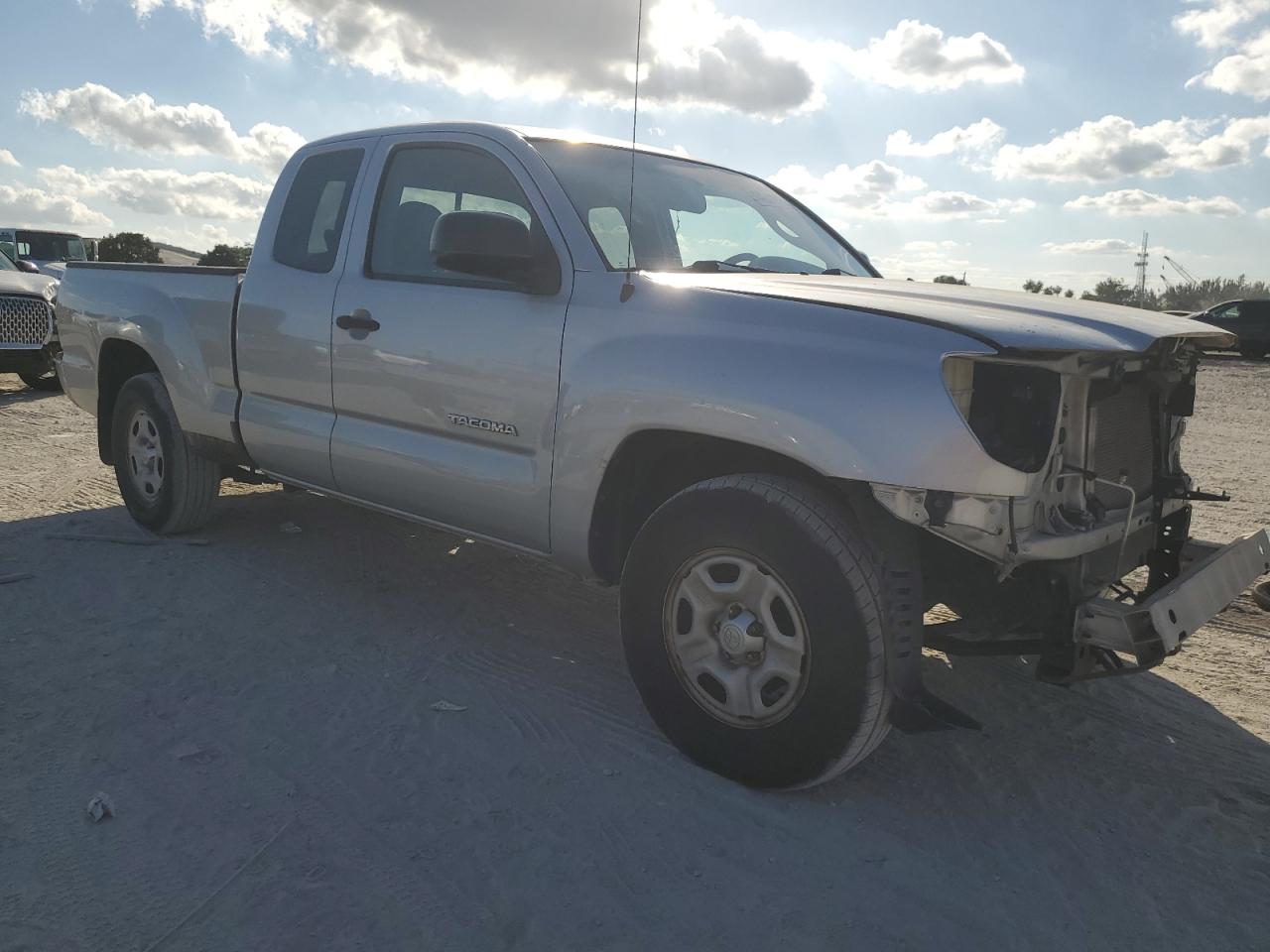 2010 Toyota Tacoma - Image 4