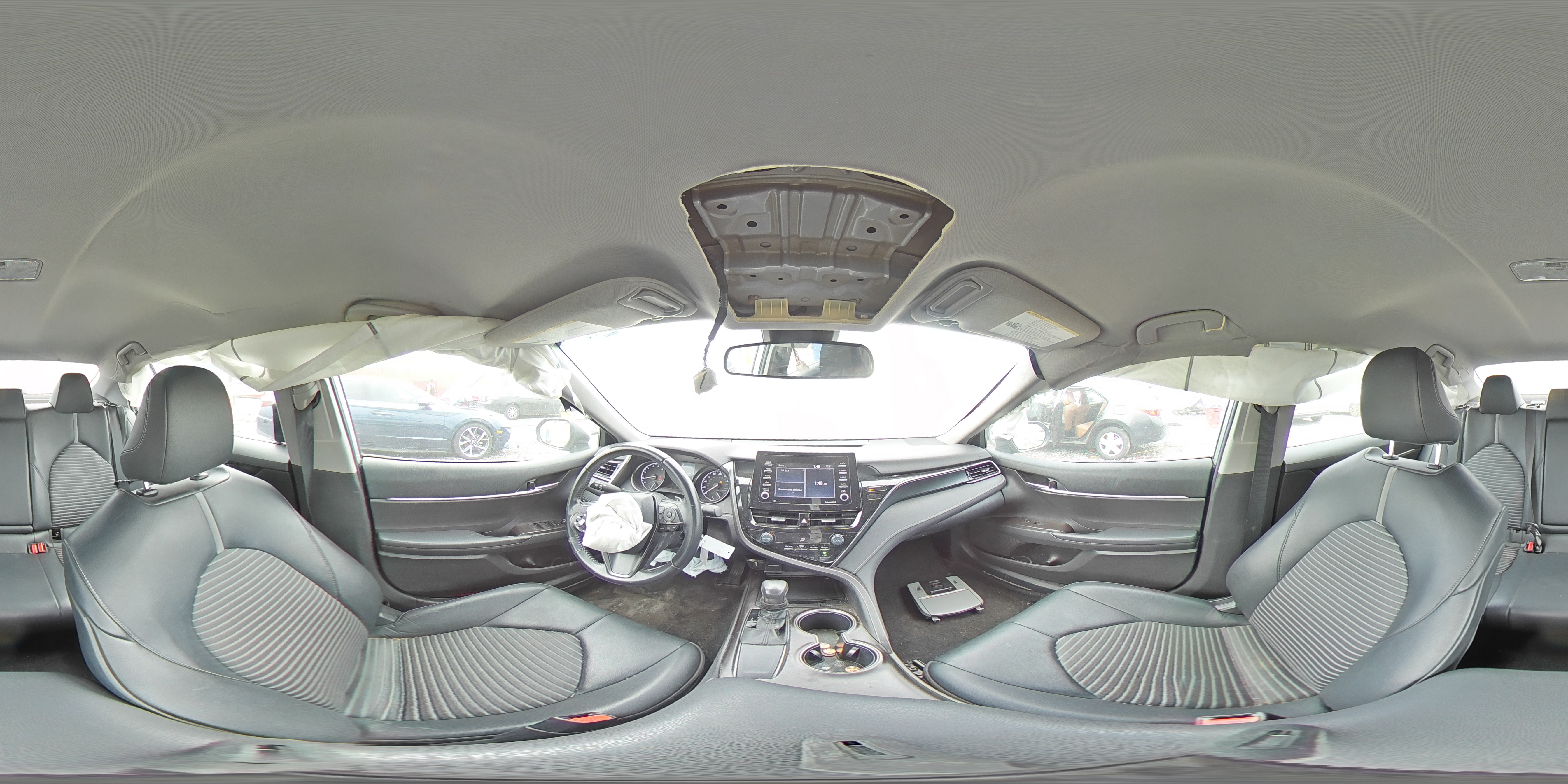 2021 Toyota Camry - Image 14