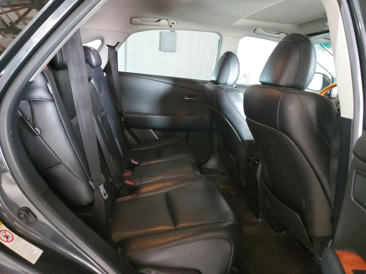 2010 Lexus RX - Image 11