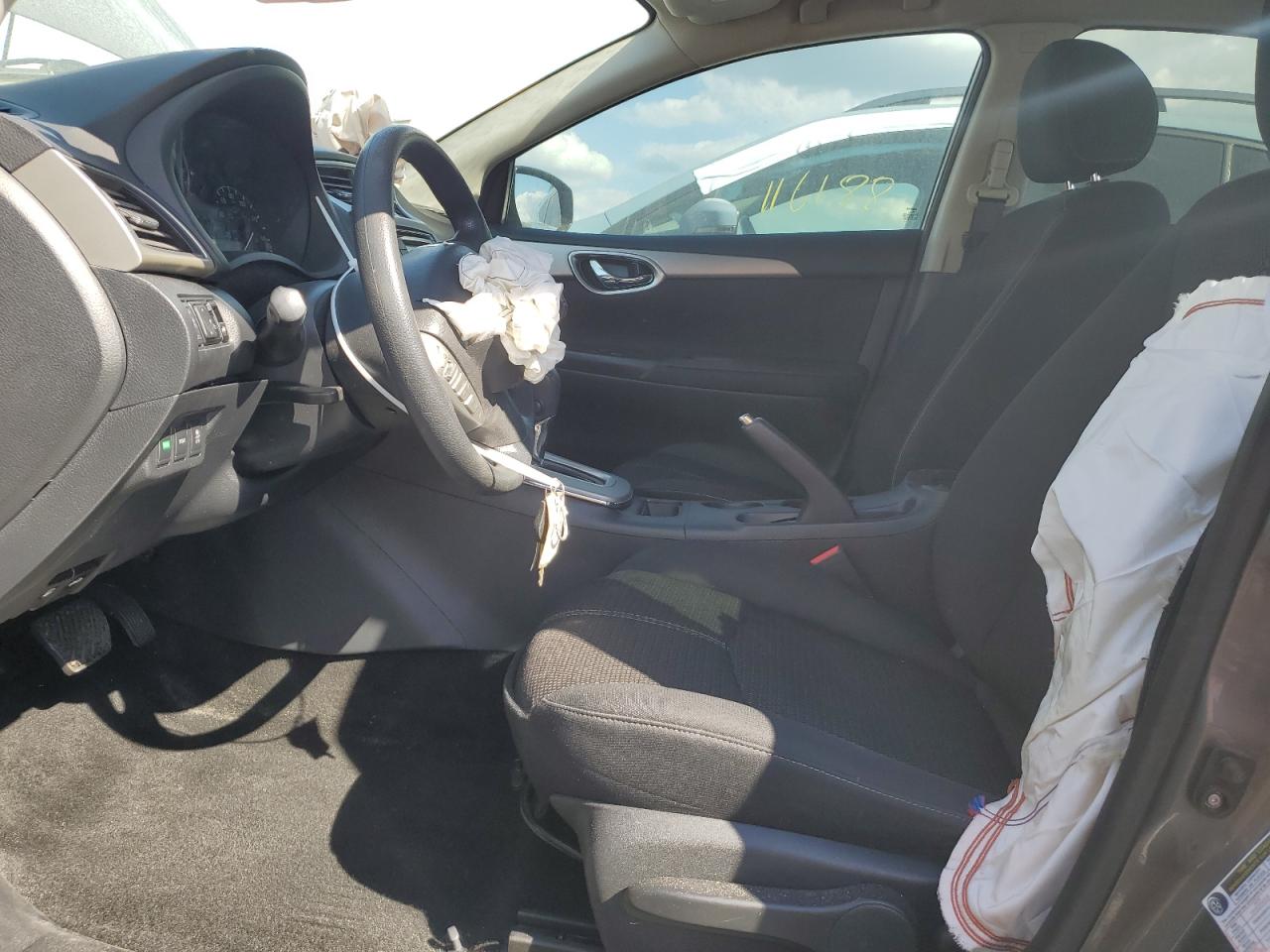 2015 Nissan Sentra - Image 7