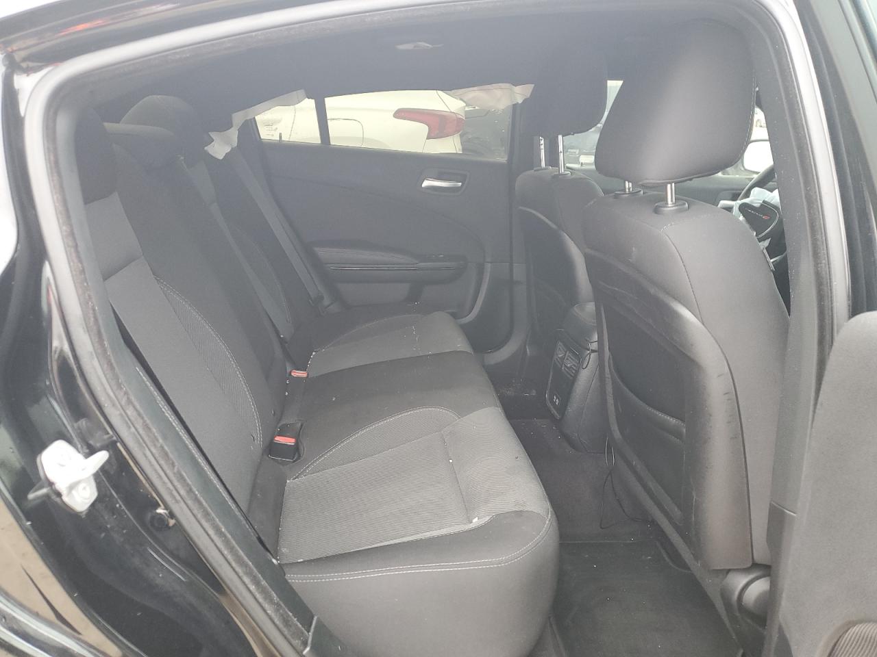2018 Dodge Charger - Image 10