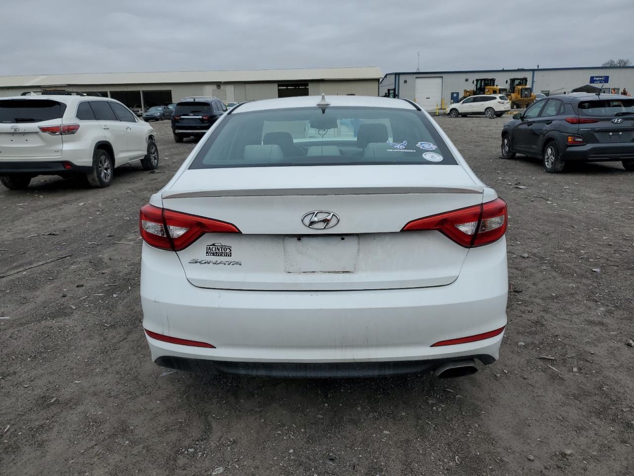 2016 Hyundai Sonata - Image 6