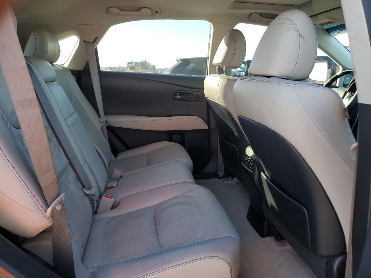2015 Lexus RX - Image 11