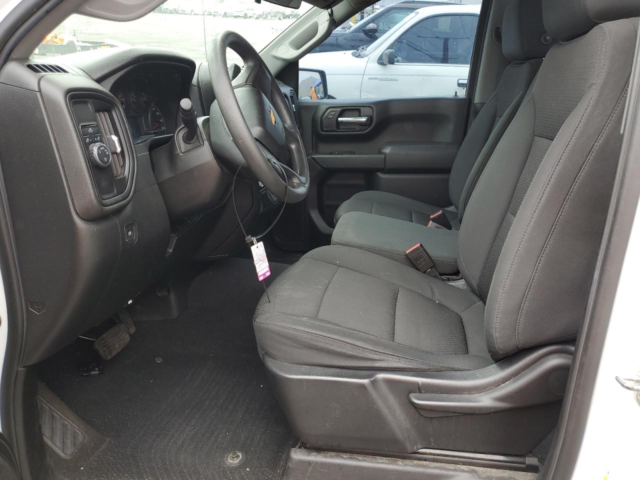 2020 Chevrolet Silverado - Image 7