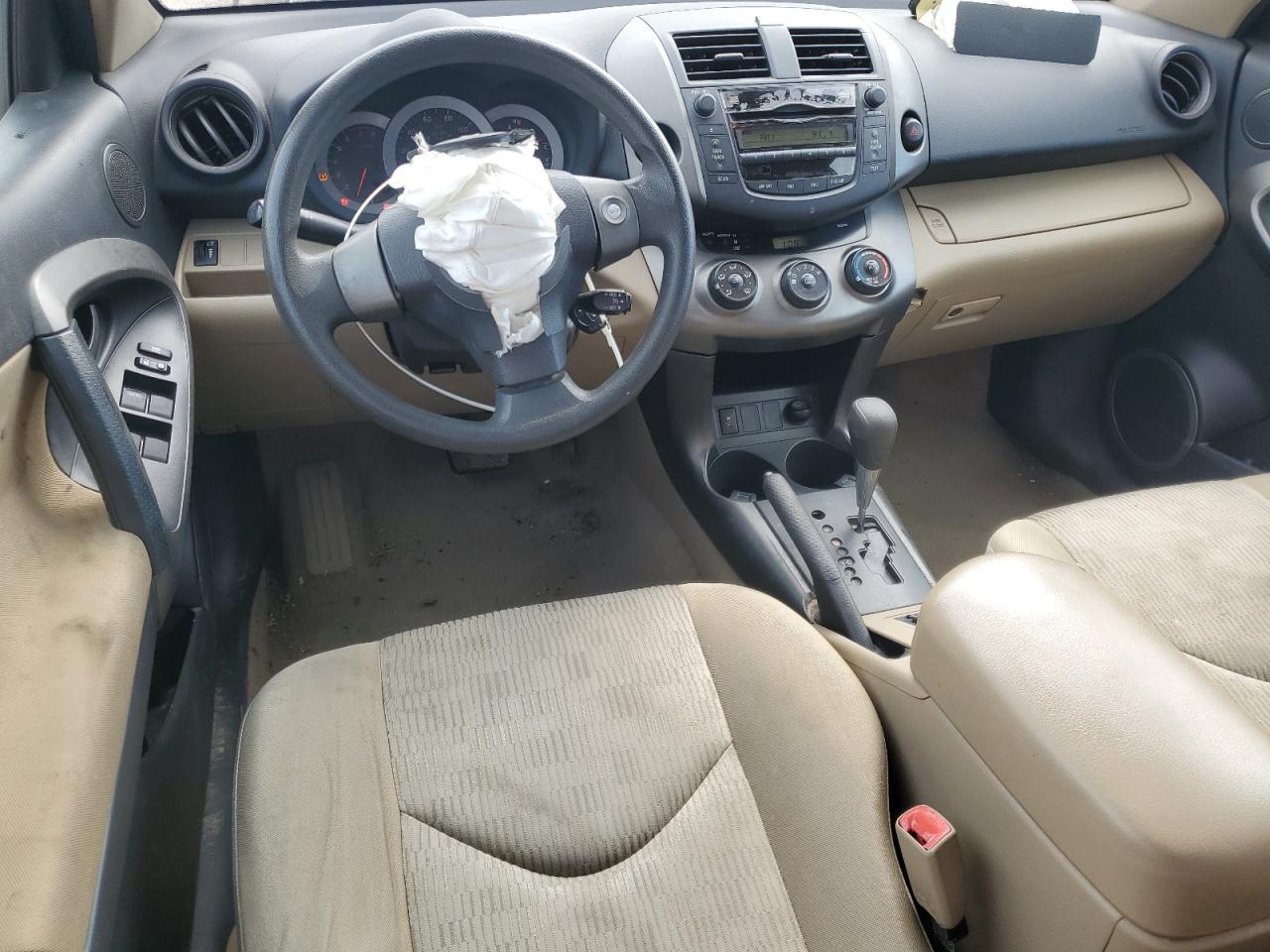 2010 Toyota RAV 4 - Image 8