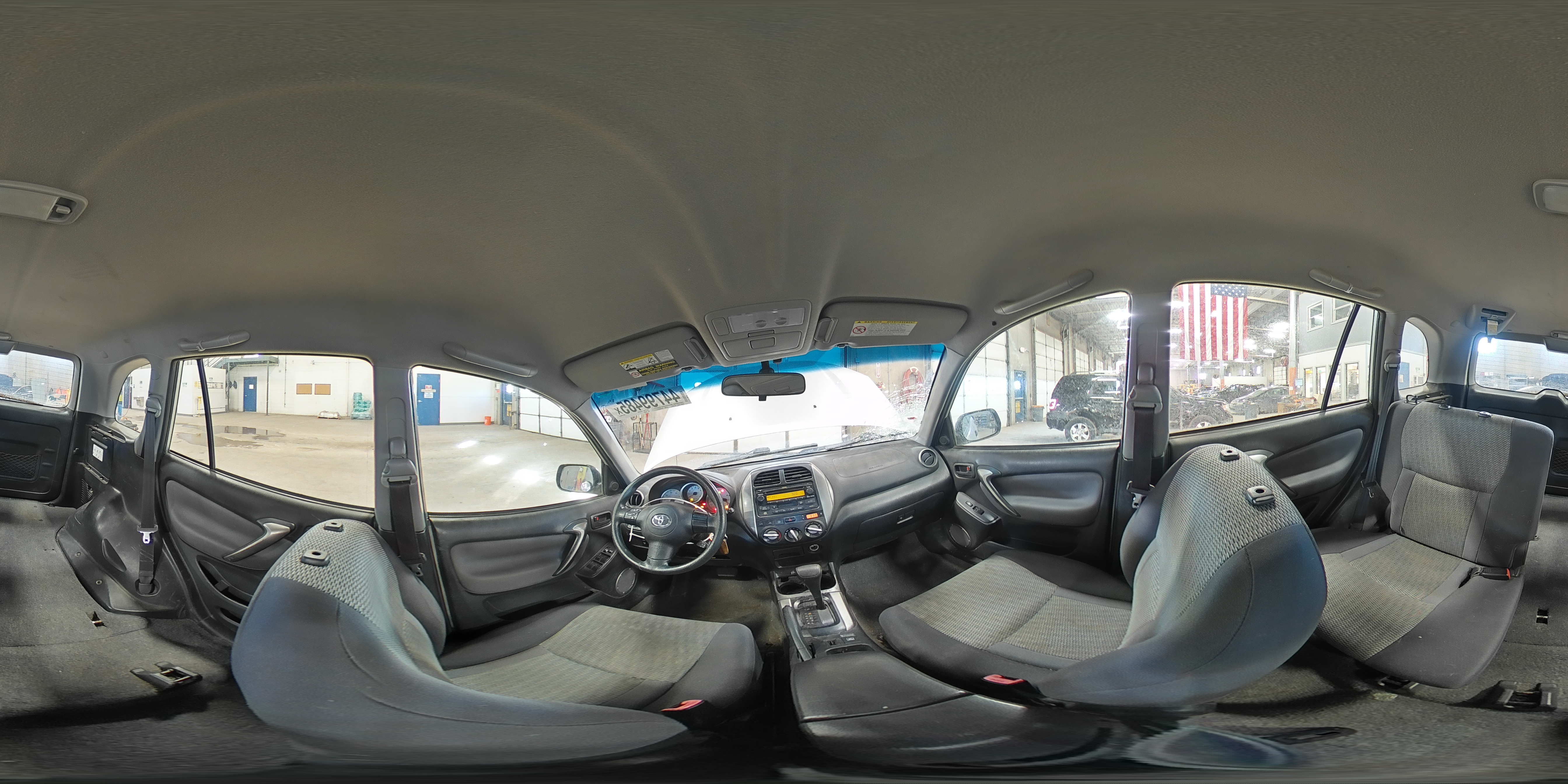 2005 Toyota RAV 4 - Image 13