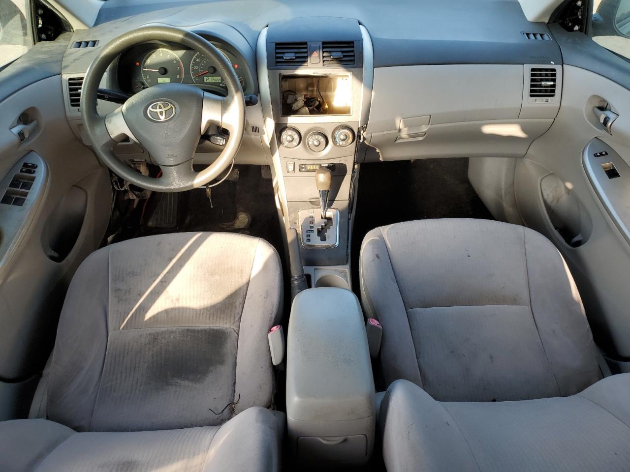 2010 Toyota Corolla - Image 8