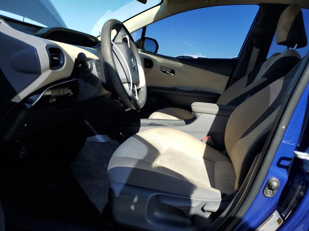 2017 Toyota Prius - Image 7