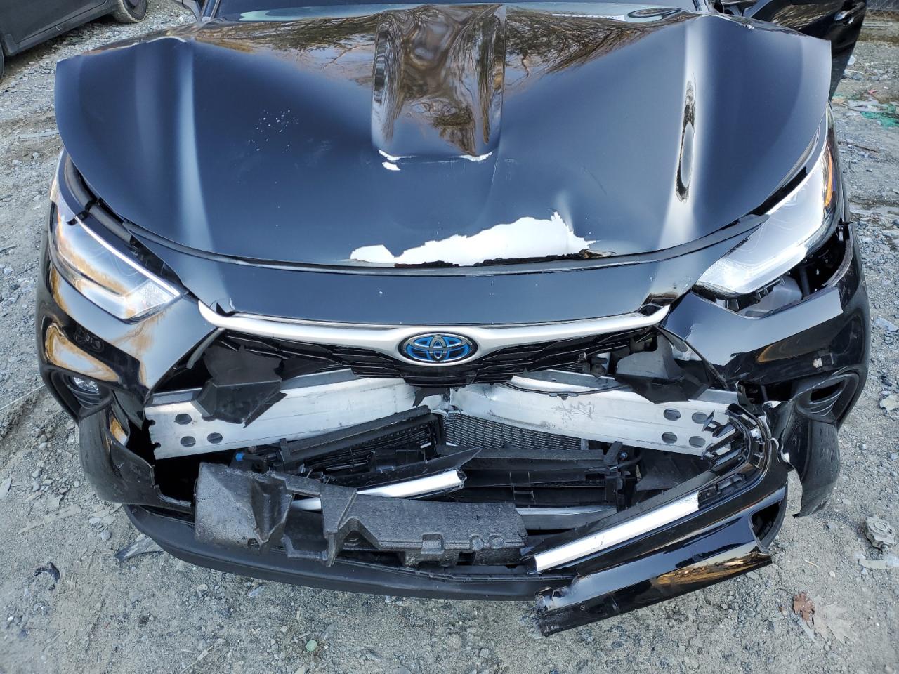 2021 Toyota Highlander - Image 13
