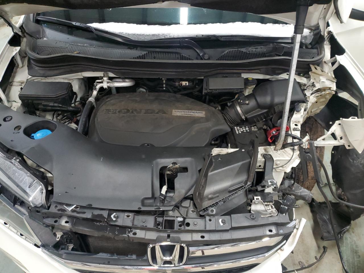 2018 Honda Pilot - Image 14