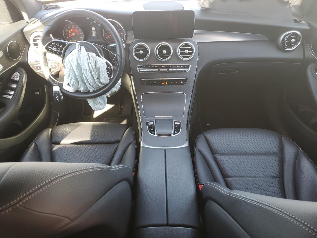 2020 Mercedes-Benz GLC - Image 8