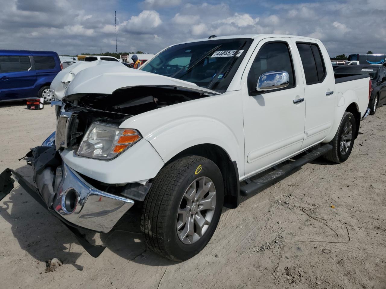 2019 Nissan Navara (Frontier) - Image 1
