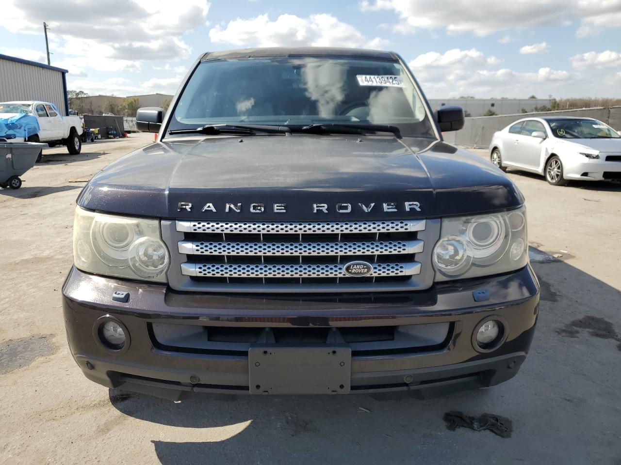 2009 Land Rover Range Rover - Image 5