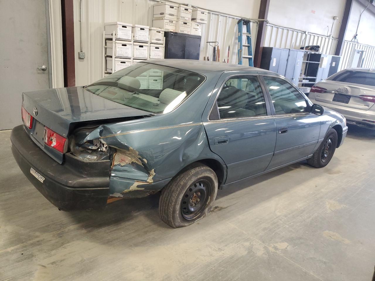 2000 Toyota Camry - Image 3