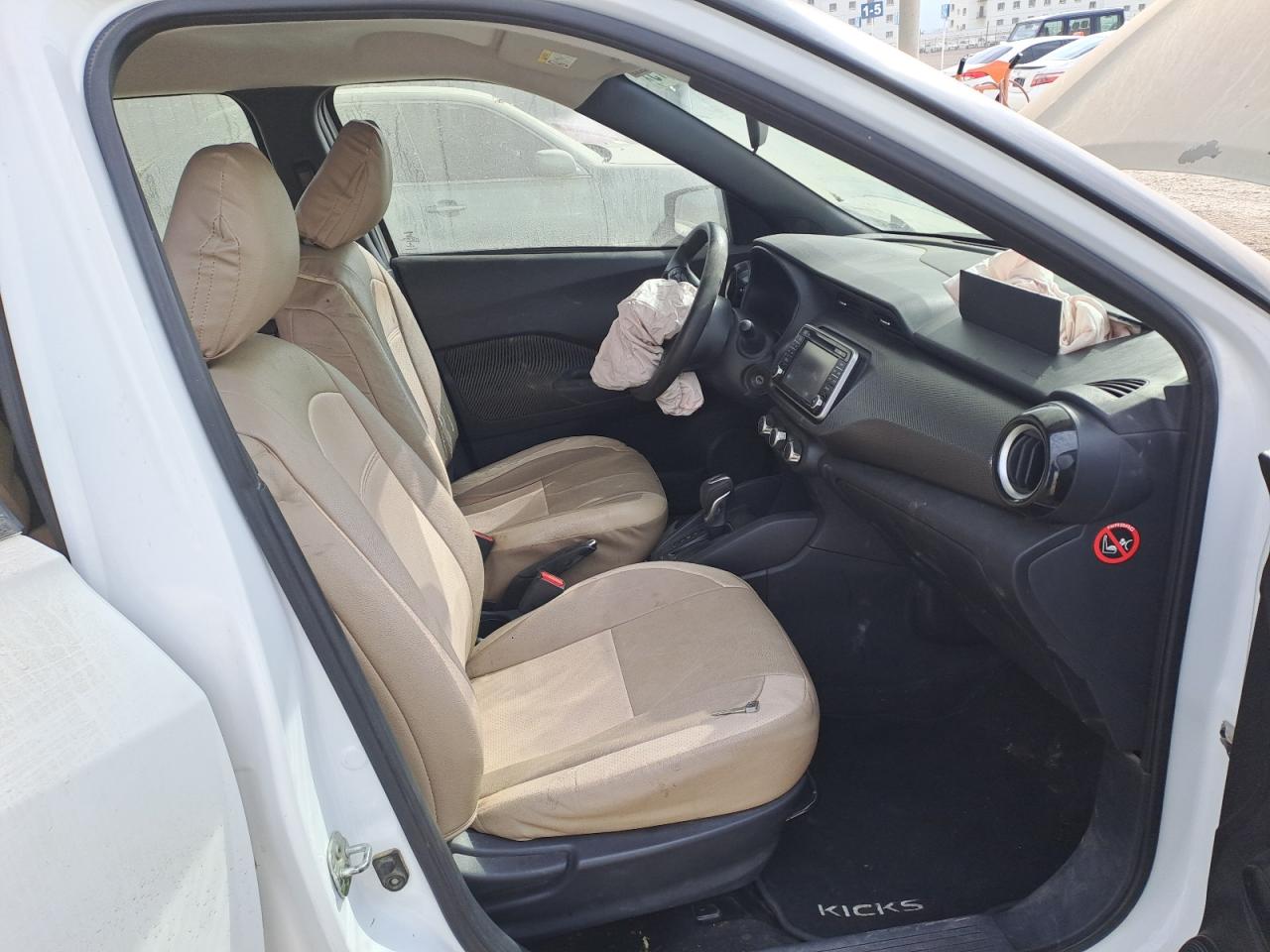 3N1CP5C99JL489263 - 2019 Nissan Kicks - #45435215