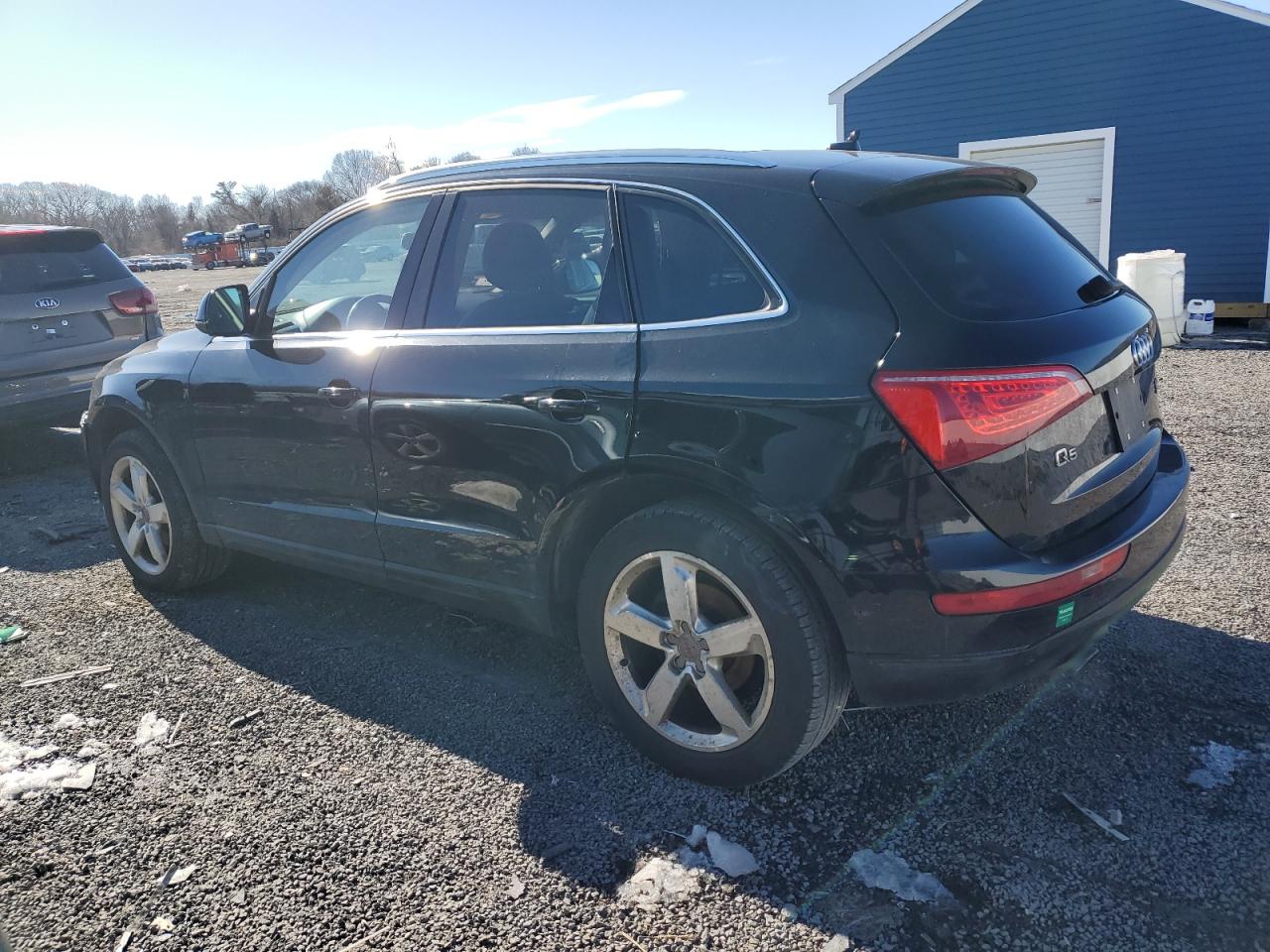 2010 Audi Q5 - Image 2