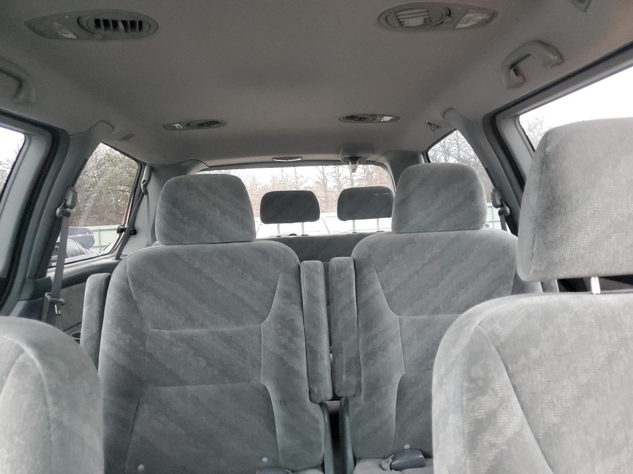 2002 Honda Odyssey - Image 10