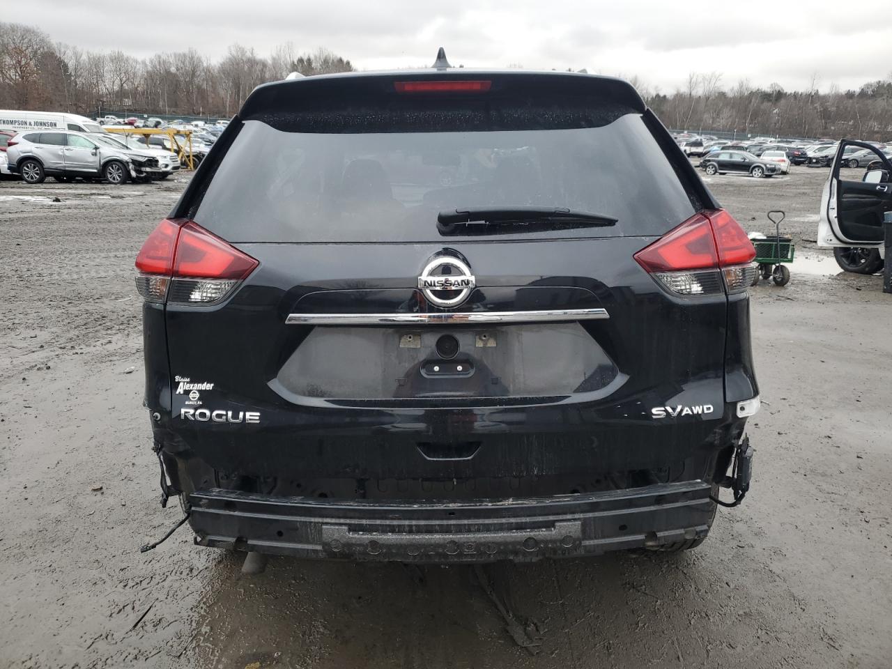 2017 Nissan Rogue - Image 6