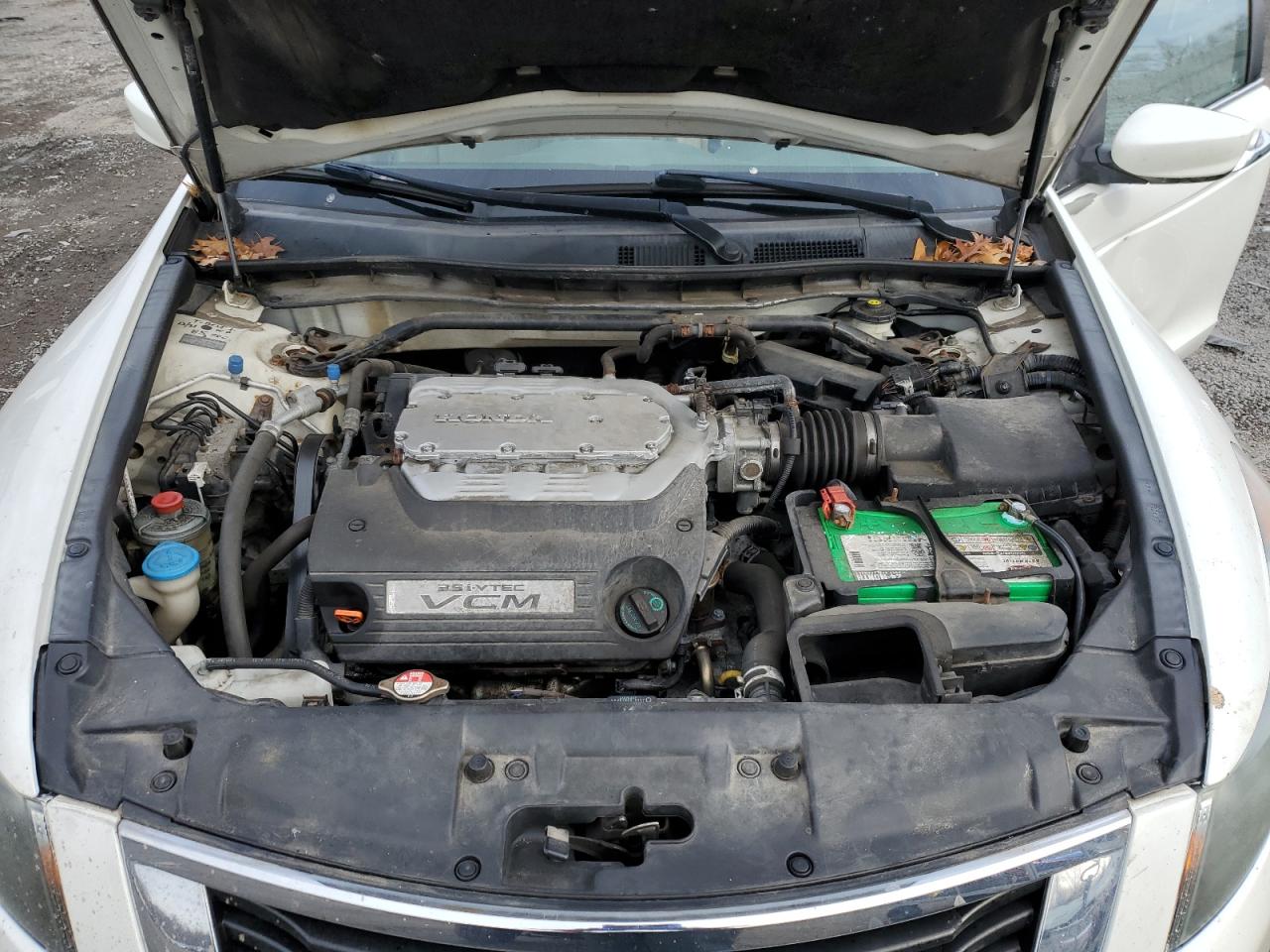 2010 Honda Accord - Image 11