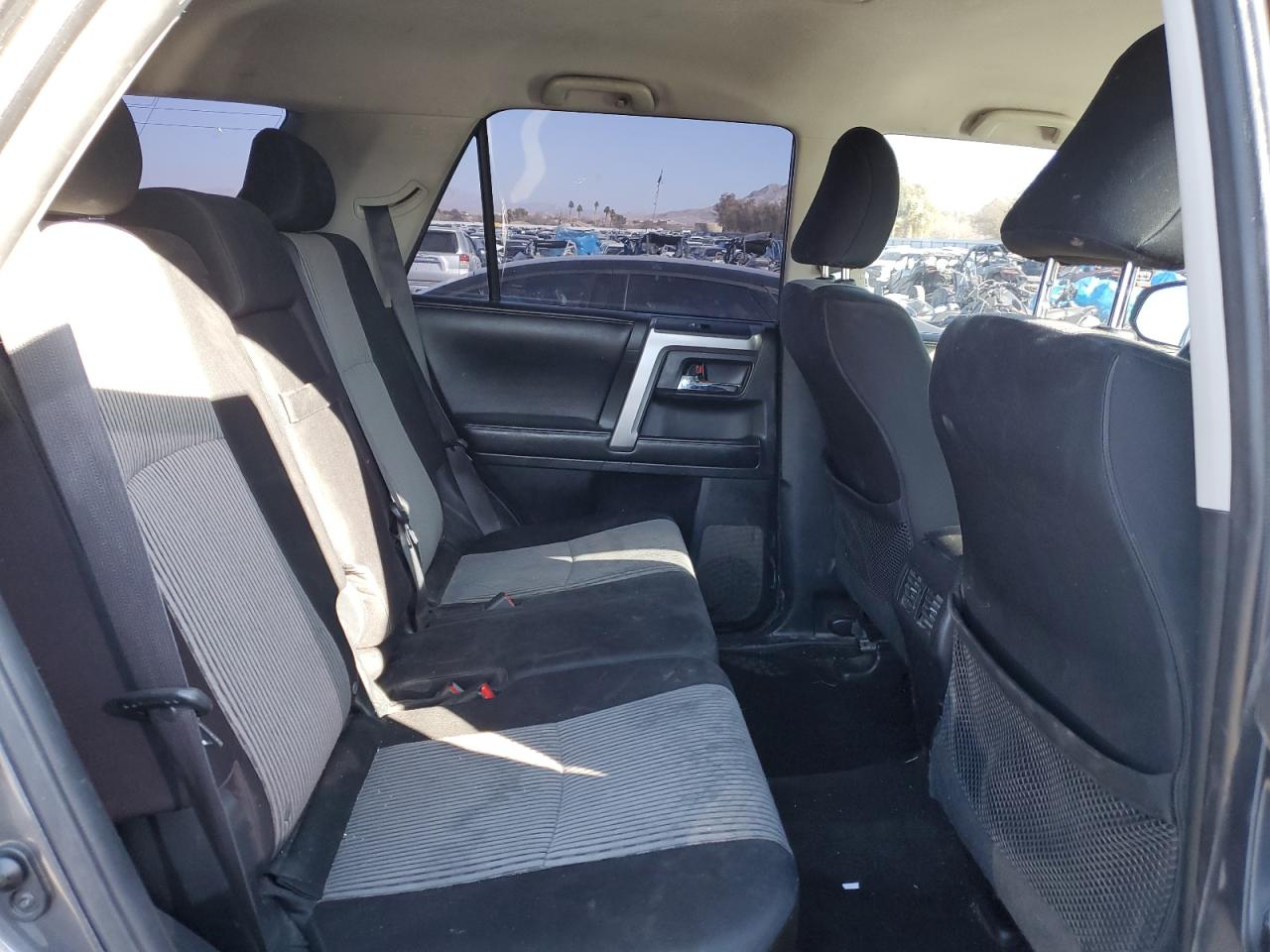 2015 Toyota 4Runner - Image 11