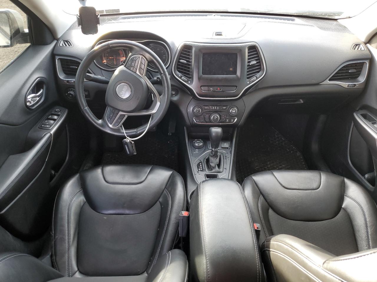 2019 Jeep Grand Cherokee - Image 8