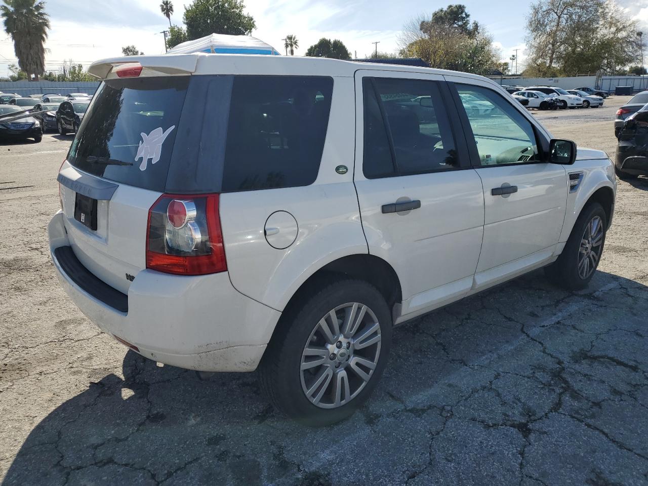 2010 Land Rover LR2 - Image 3