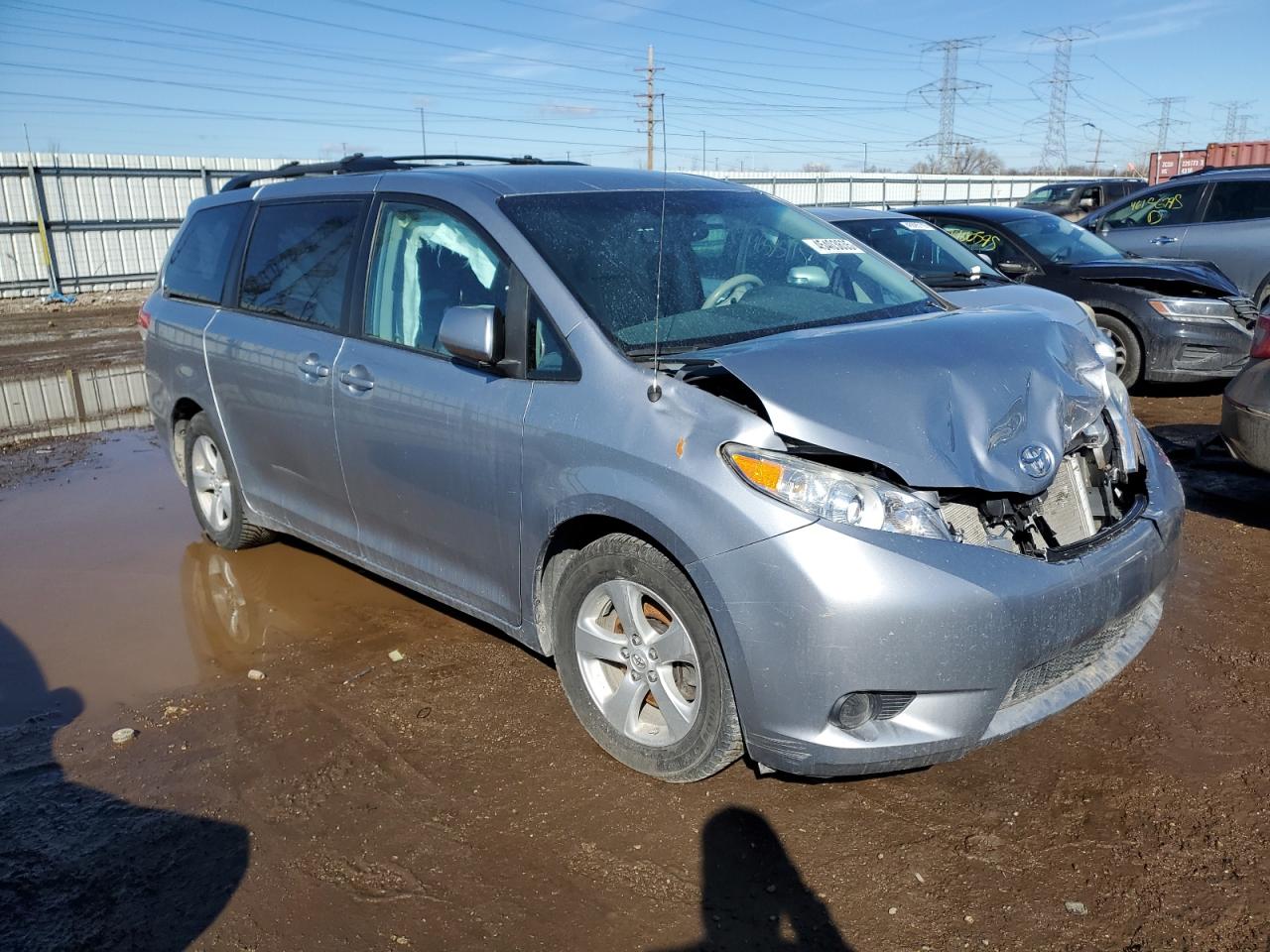 2013 Toyota Sienna - Image 4