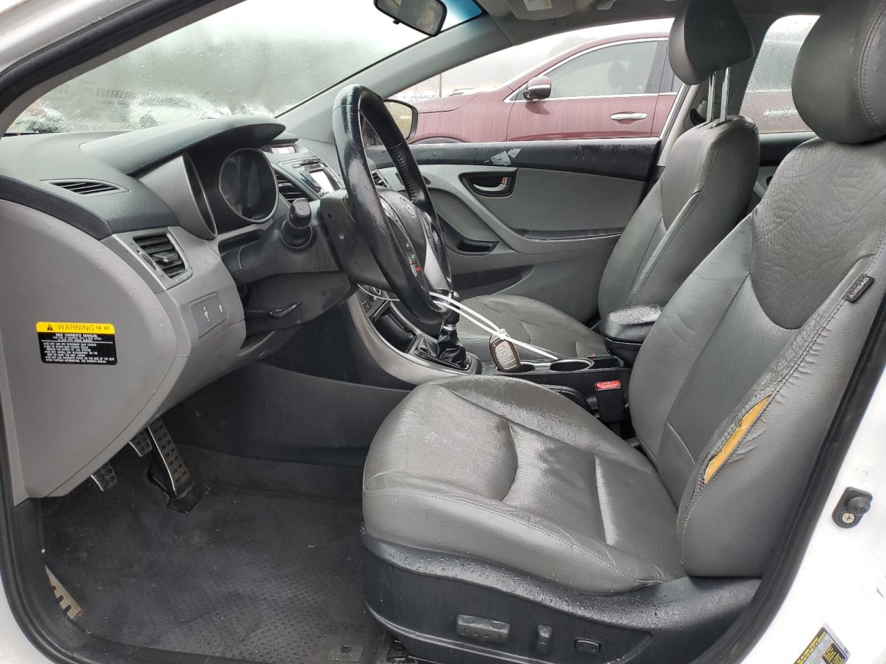 2015 Hyundai Elantra - Image 7