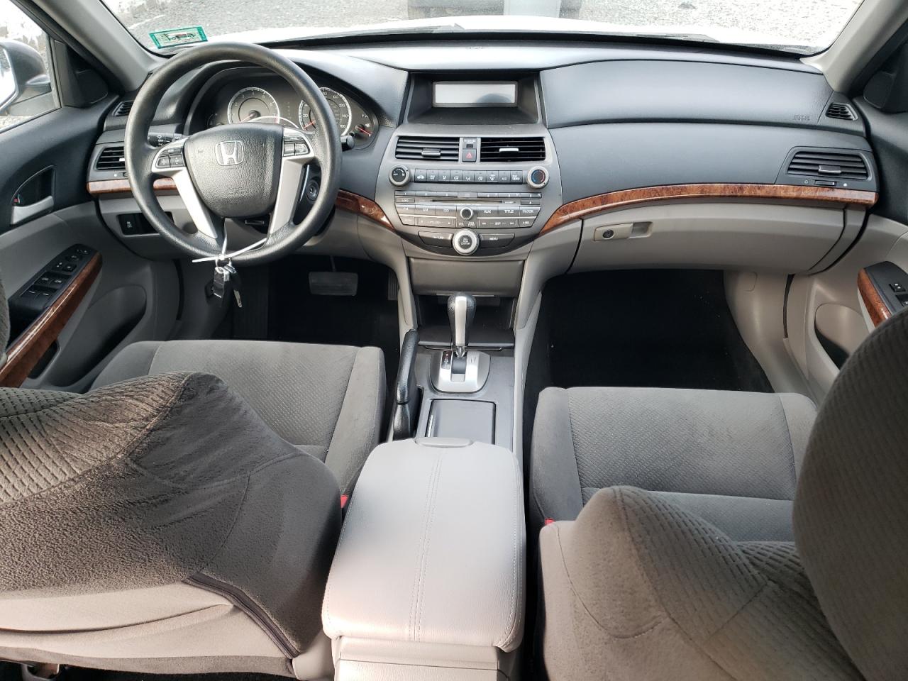 2012 Honda Accord - Image 8