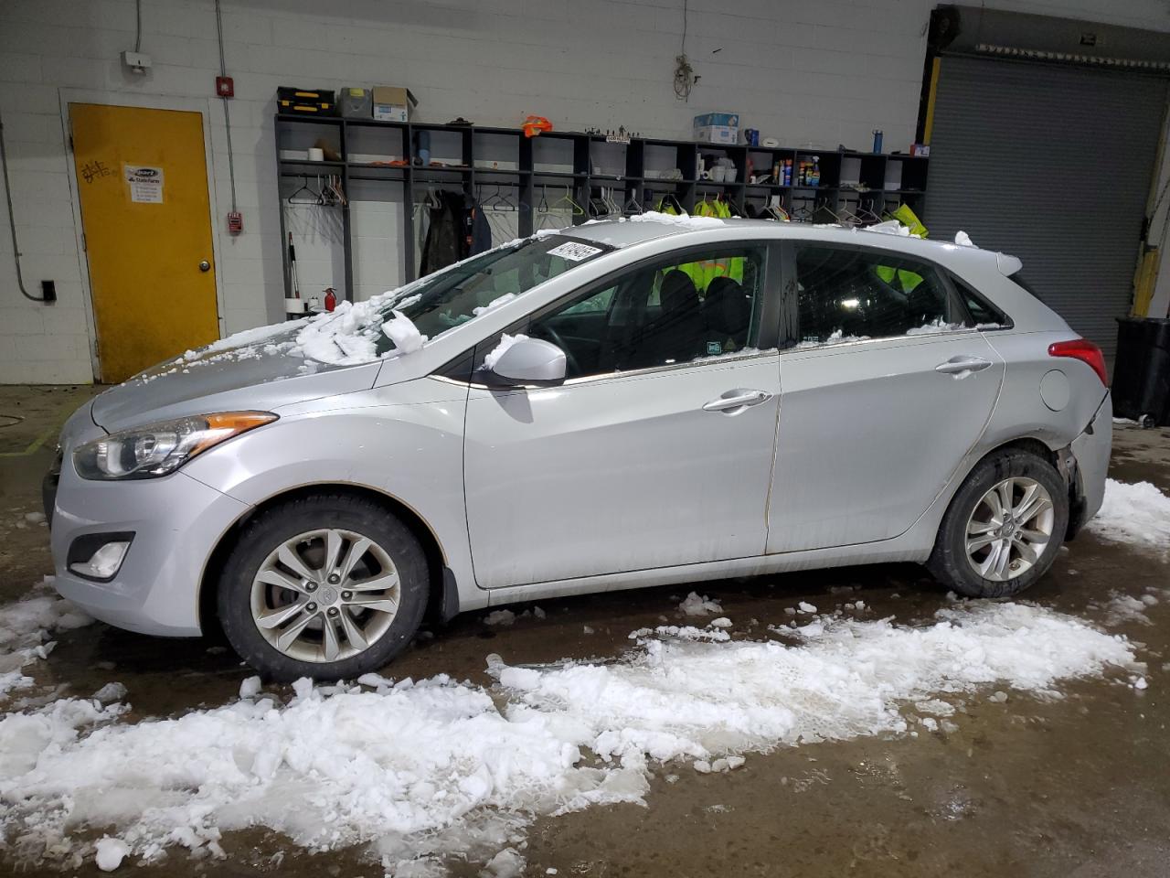 2013 Hyundai Elantra - Image 1