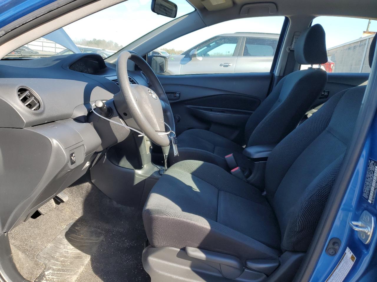 2009 Toyota Yaris - Image 7
