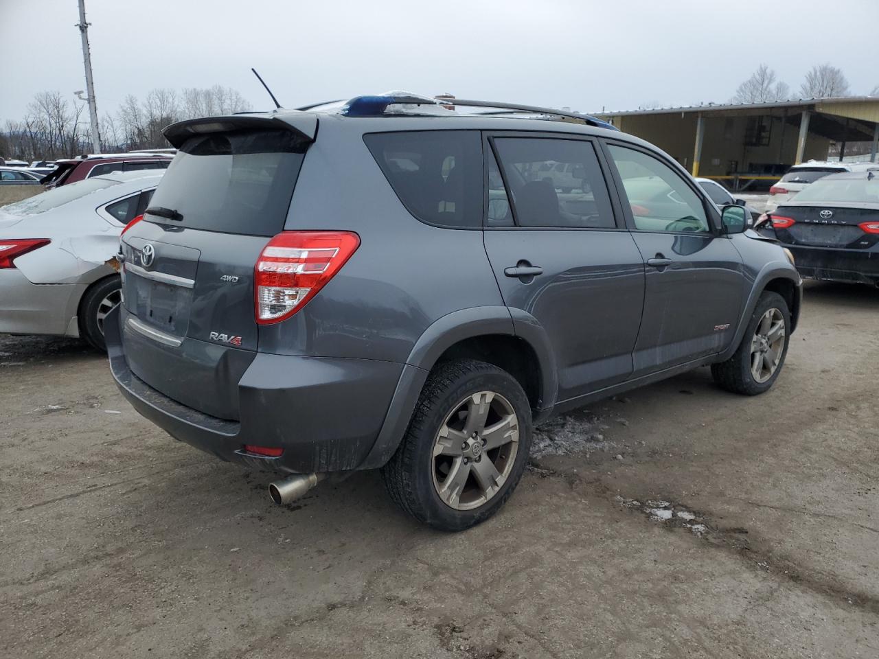 2010 Toyota RAV 4 - Image 3