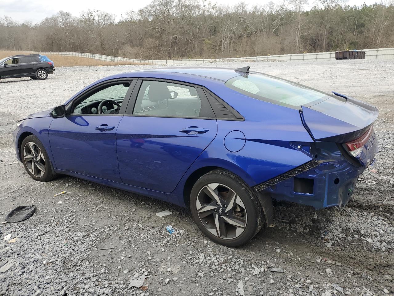 2023 Hyundai Elantra - Image 2