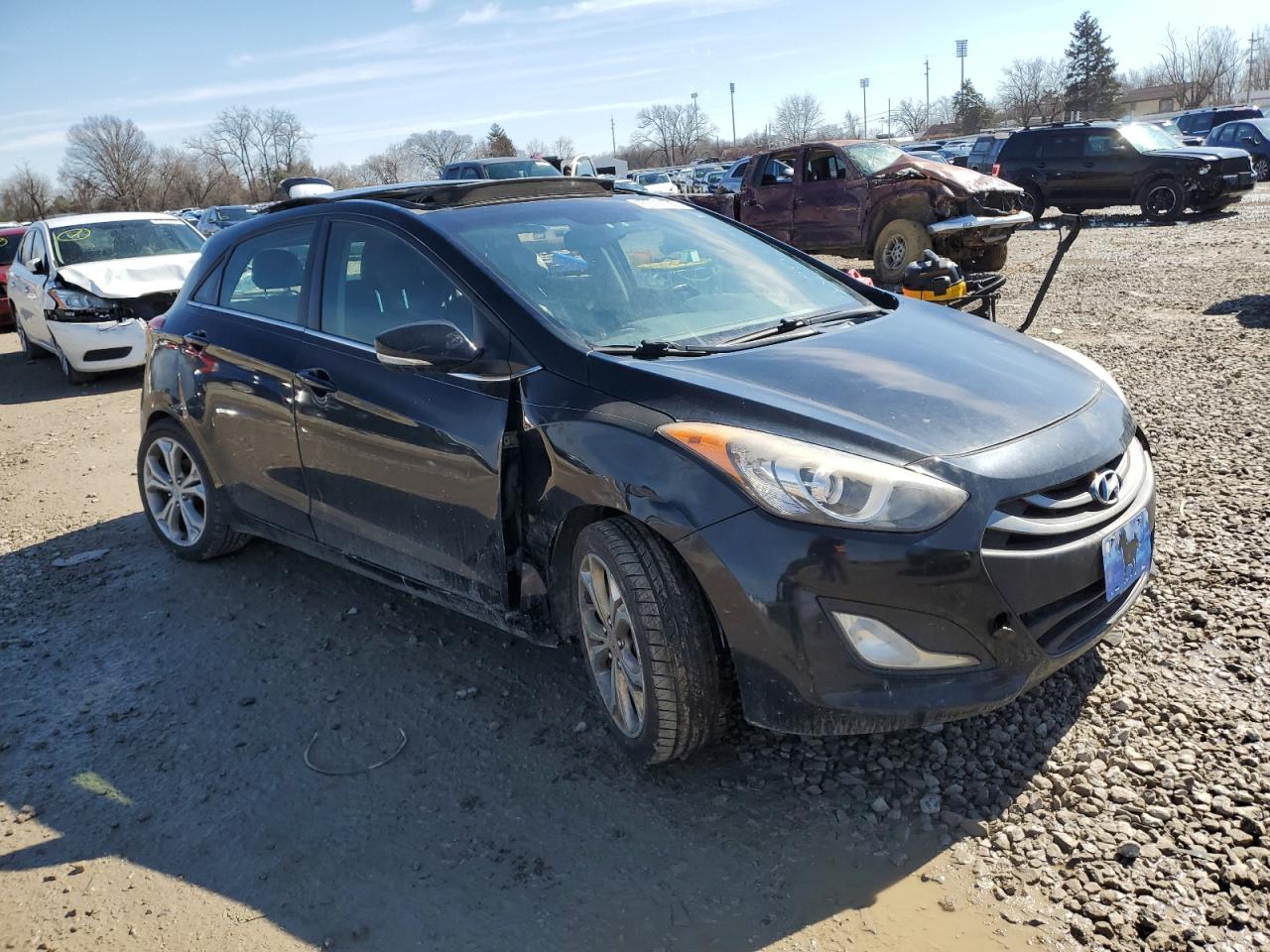 2013 Hyundai Elantra - Image 4