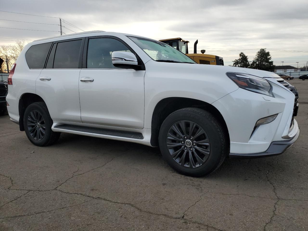 2021 Lexus GX - Image 4