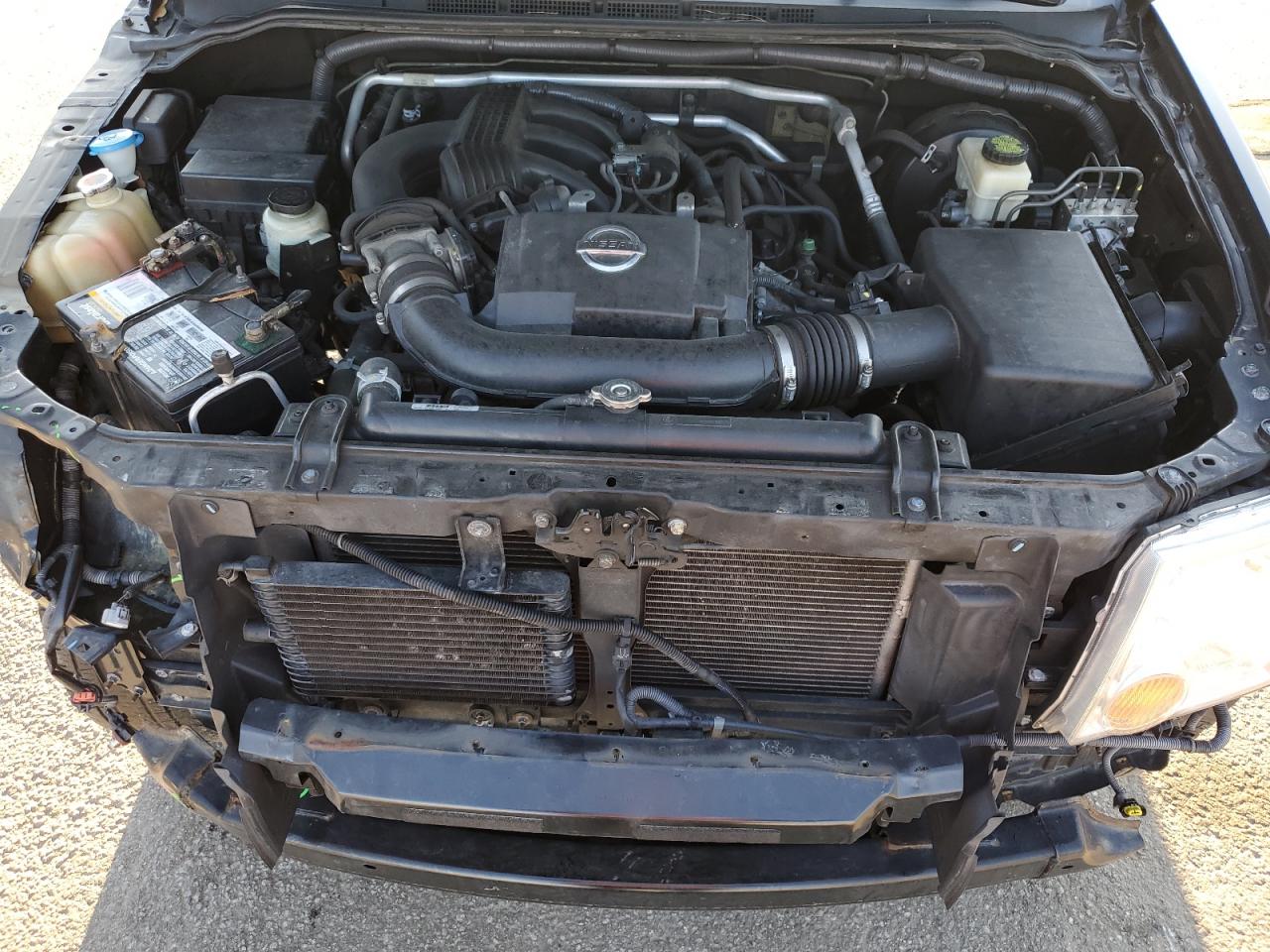 2015 Nissan XTerra - Image 13