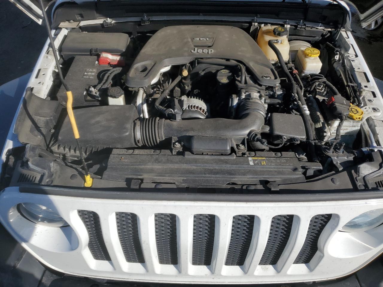 2018 Jeep Wrangler - Image 12