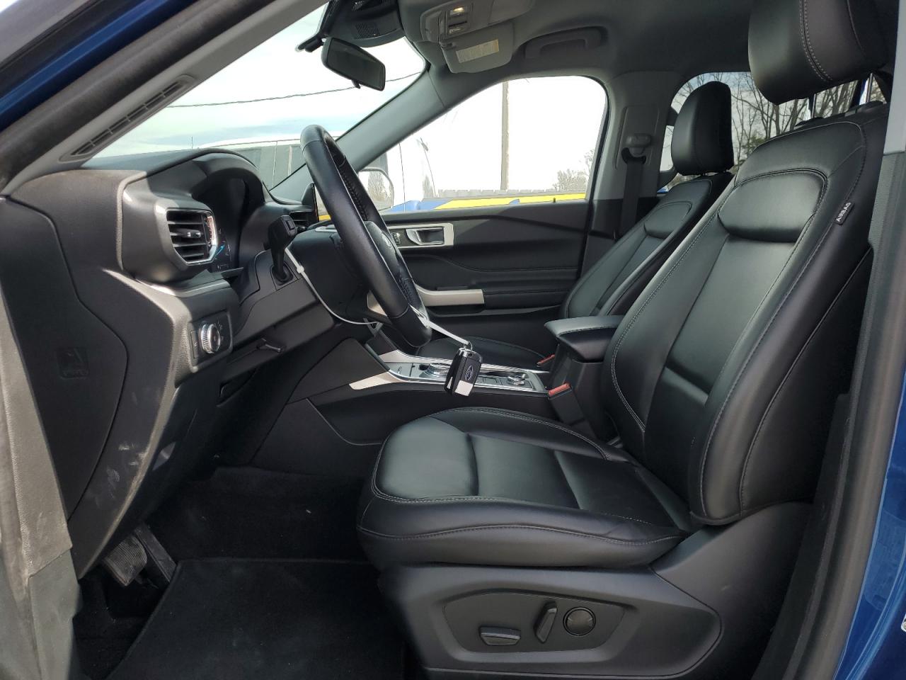 2022 Ford Explorer - Image 7