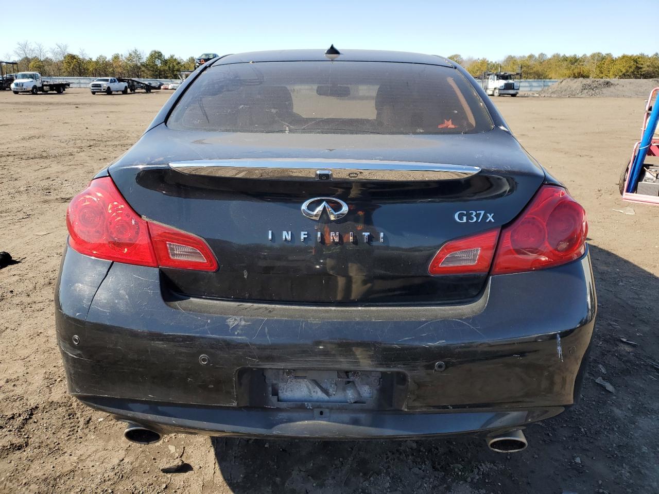 2011 Infiniti G - Image 6