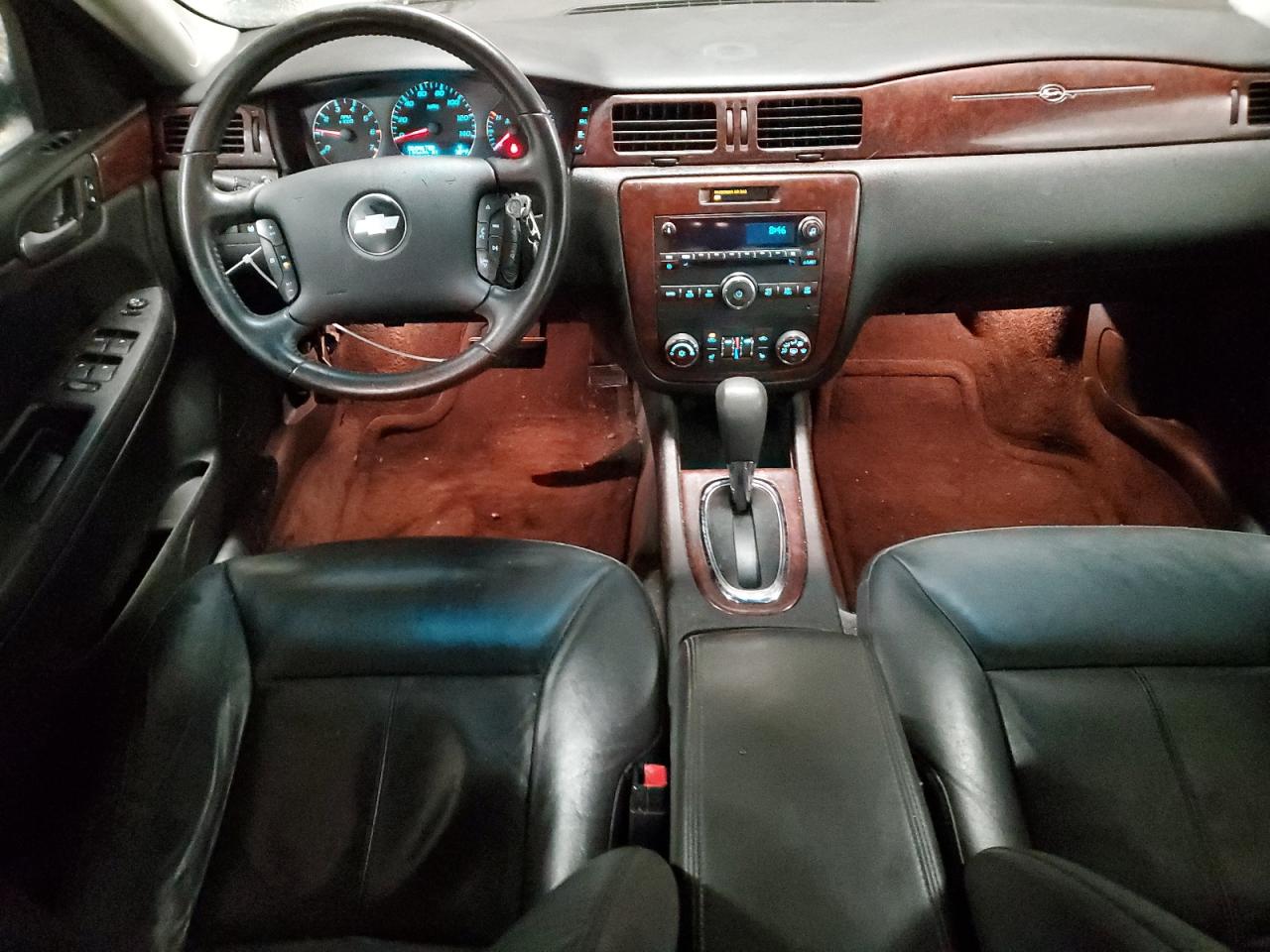 2010 Chevrolet Impala - Image 8