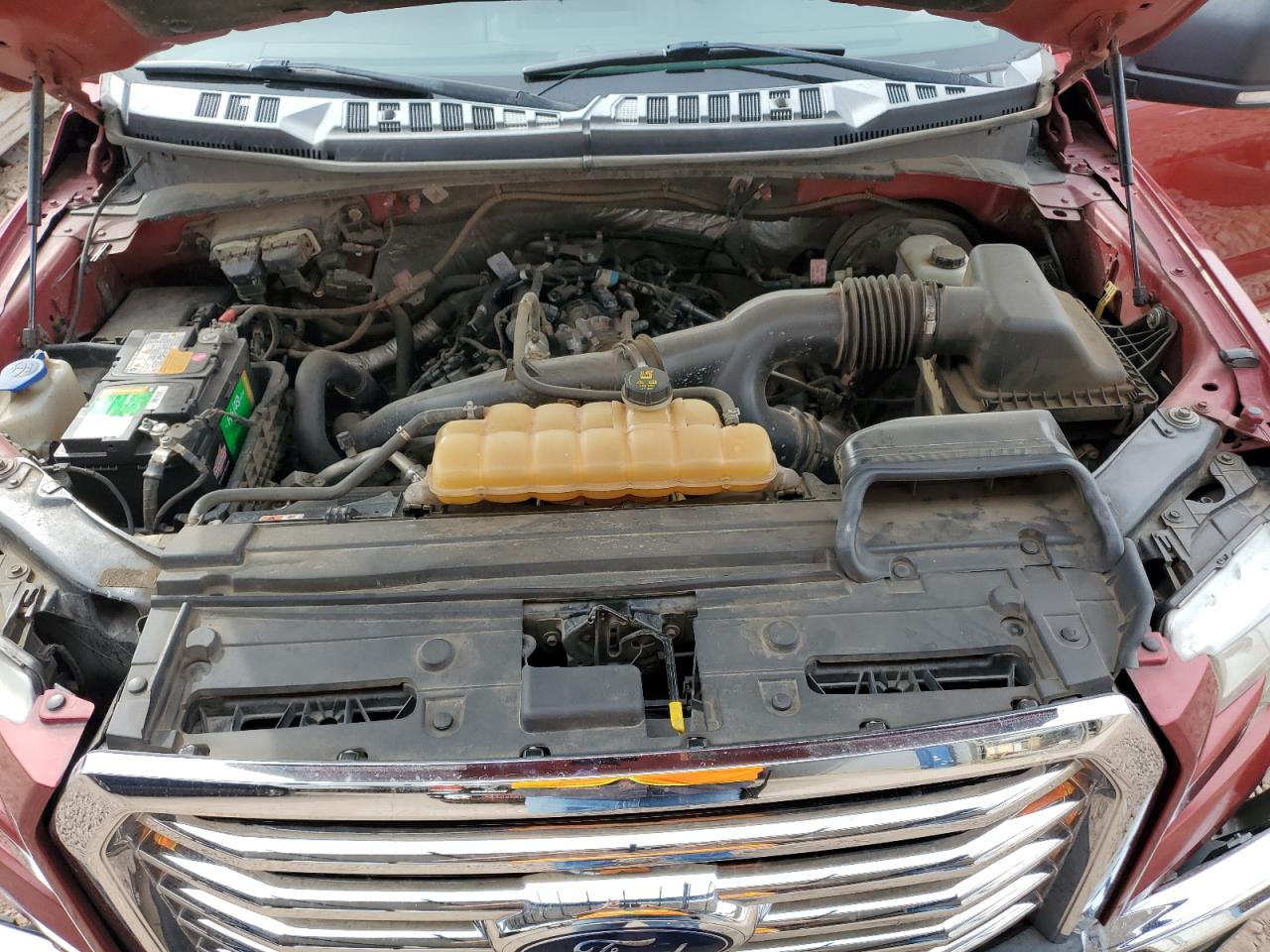 2015 Ford F-150 - Image 13