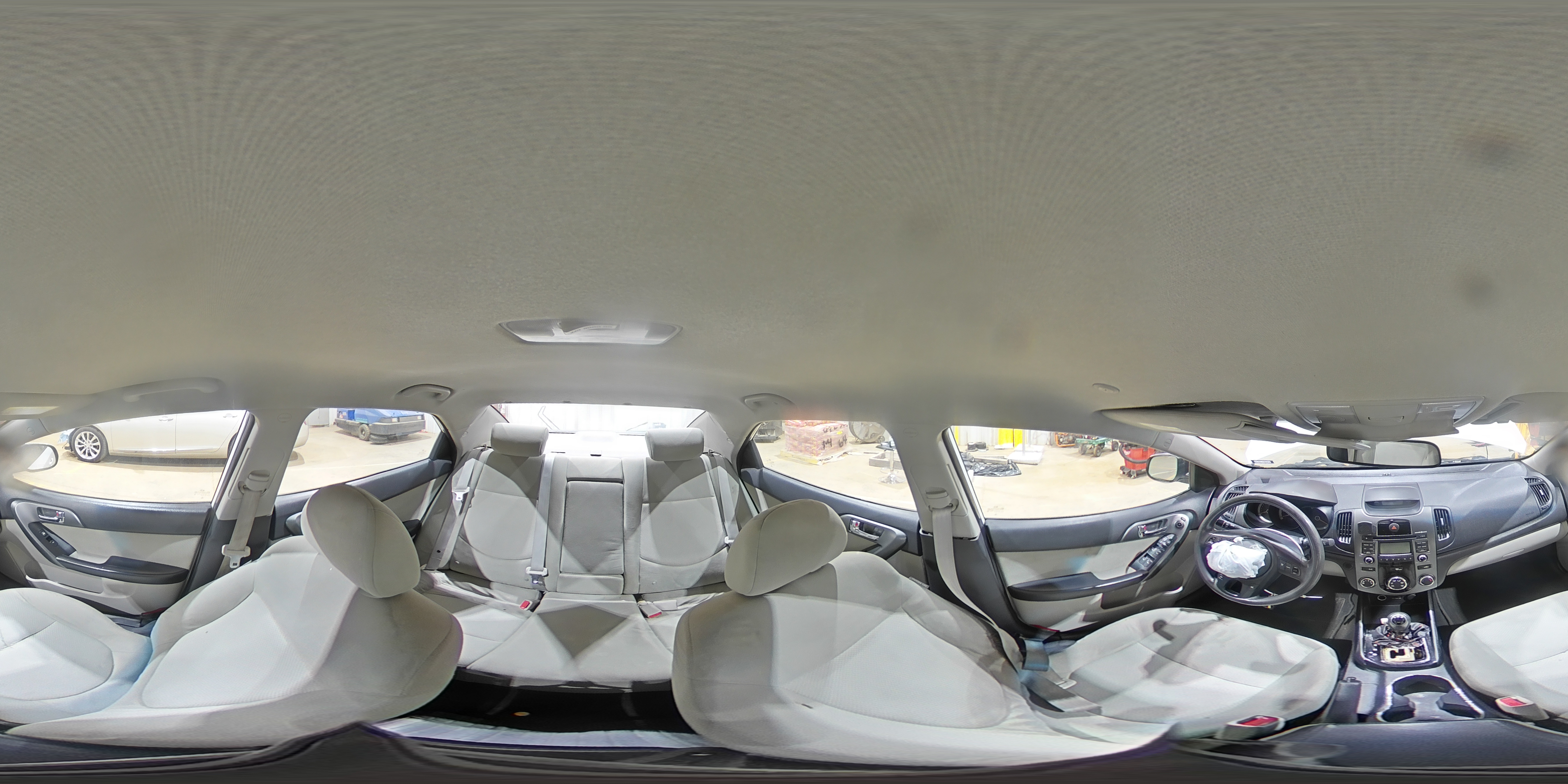 2013 Kia Forte - Image 13