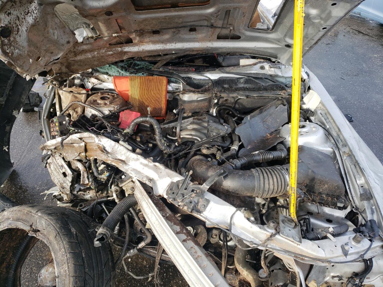 2013 Ford Mustang - Image 12