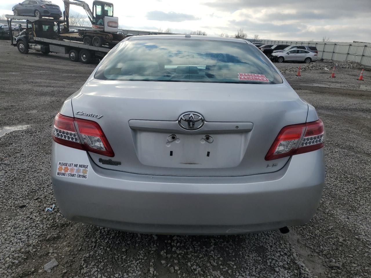 2010 Toyota Camry - Image 6