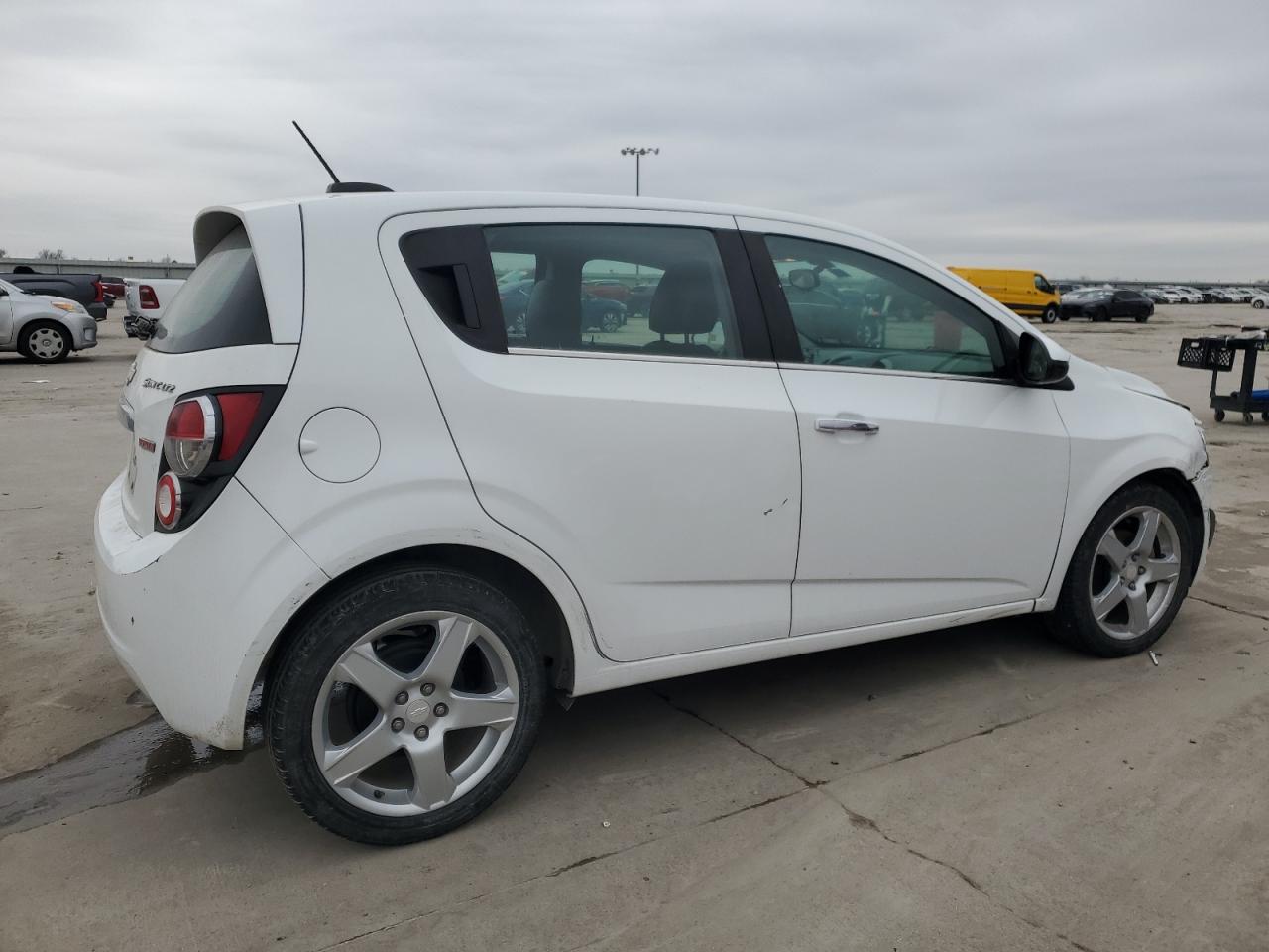 2016 Chevrolet Sonic - Image 3