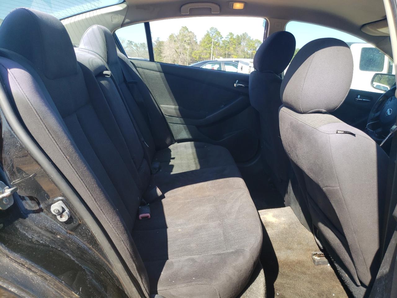 2012 Nissan Altima - Image 10
