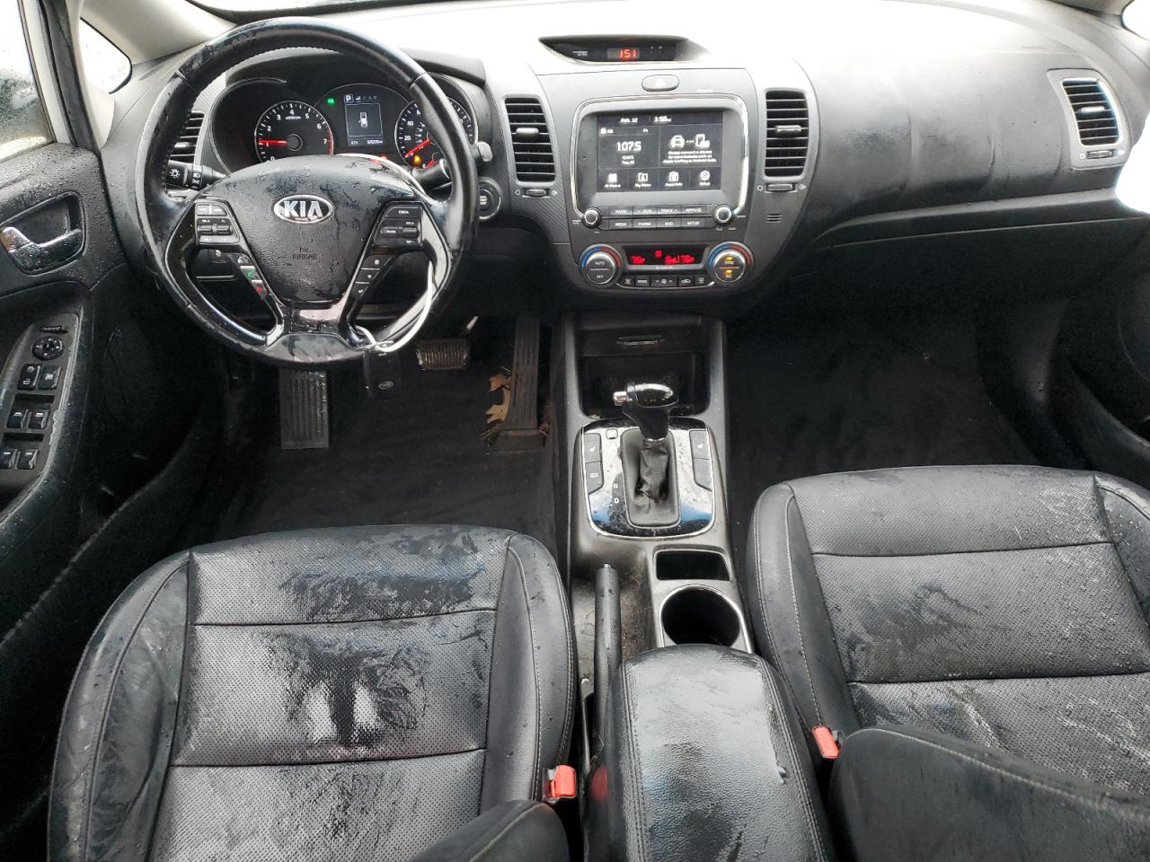 2017 Kia Forte - Image 8
