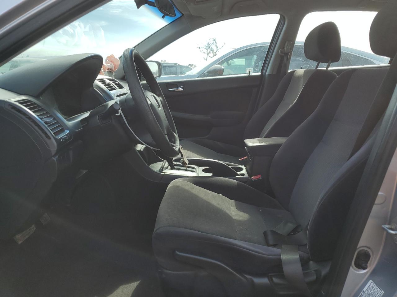 2003 Honda Accord - Image 7
