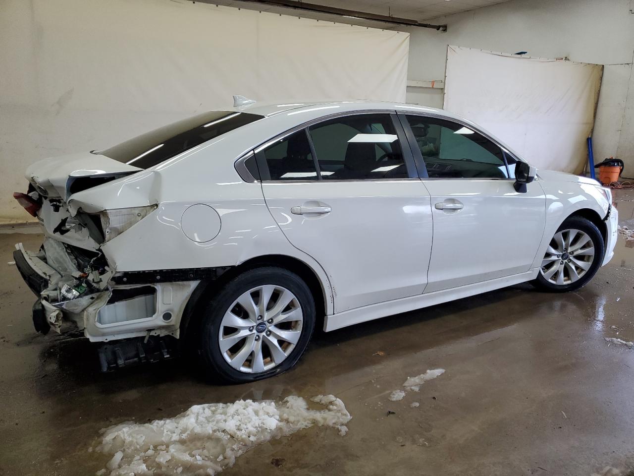 2017 Subaru Legacy - Image 3