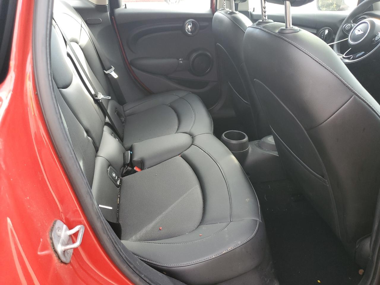 2015 MINI Cooper - Image 11